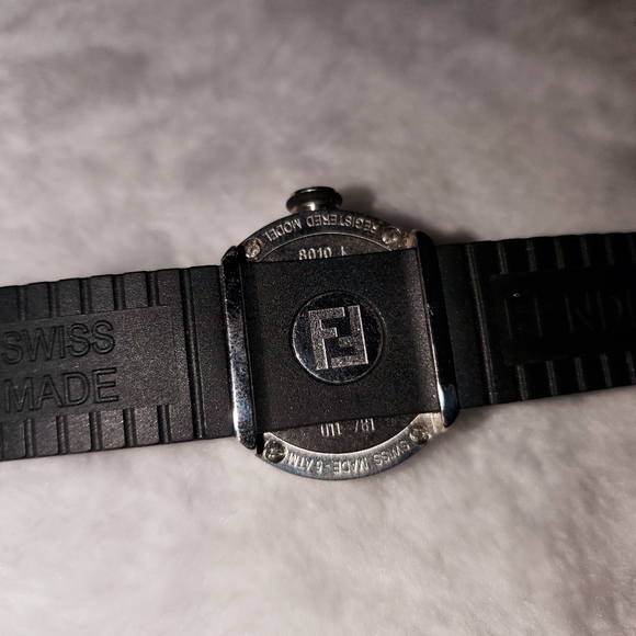 Vintage Fendi Watch - Picture 7 of 10